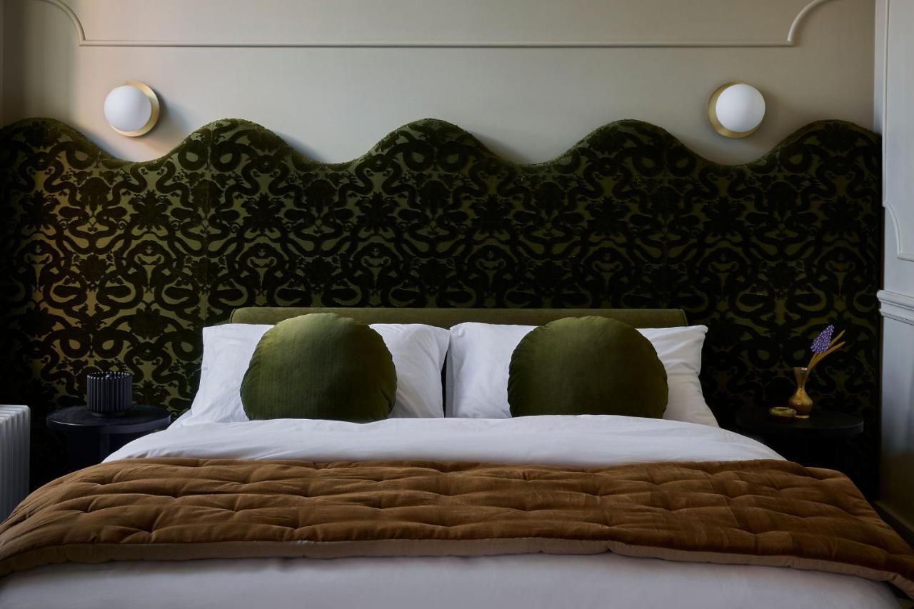 סטראטפורד Hotel Julie מראה חיצוני תמונה
